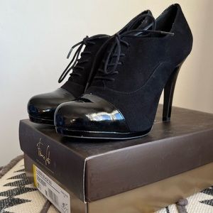 Franco Sarto The Artist's Collection Leera Black Suede Heels size 8.5